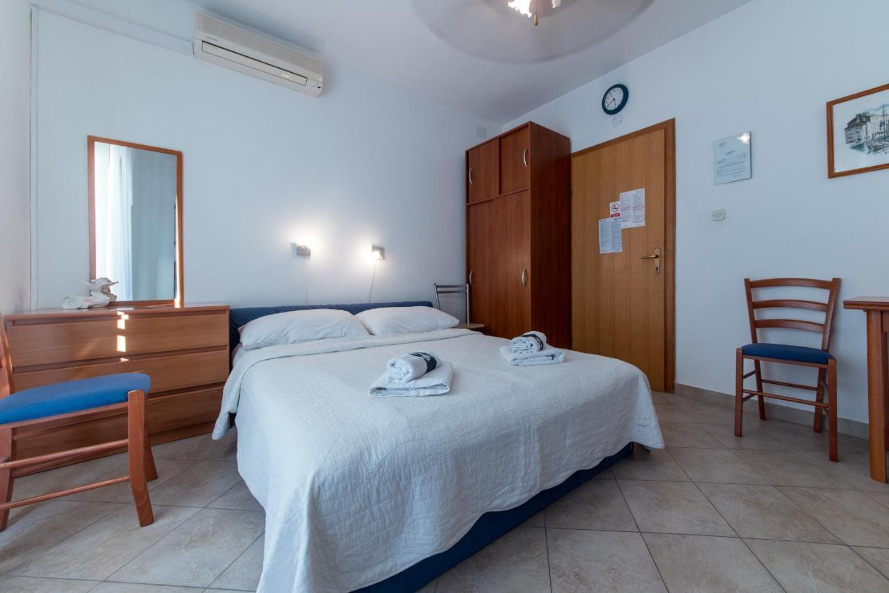 Apartments Niko Promajna Bagian luar foto