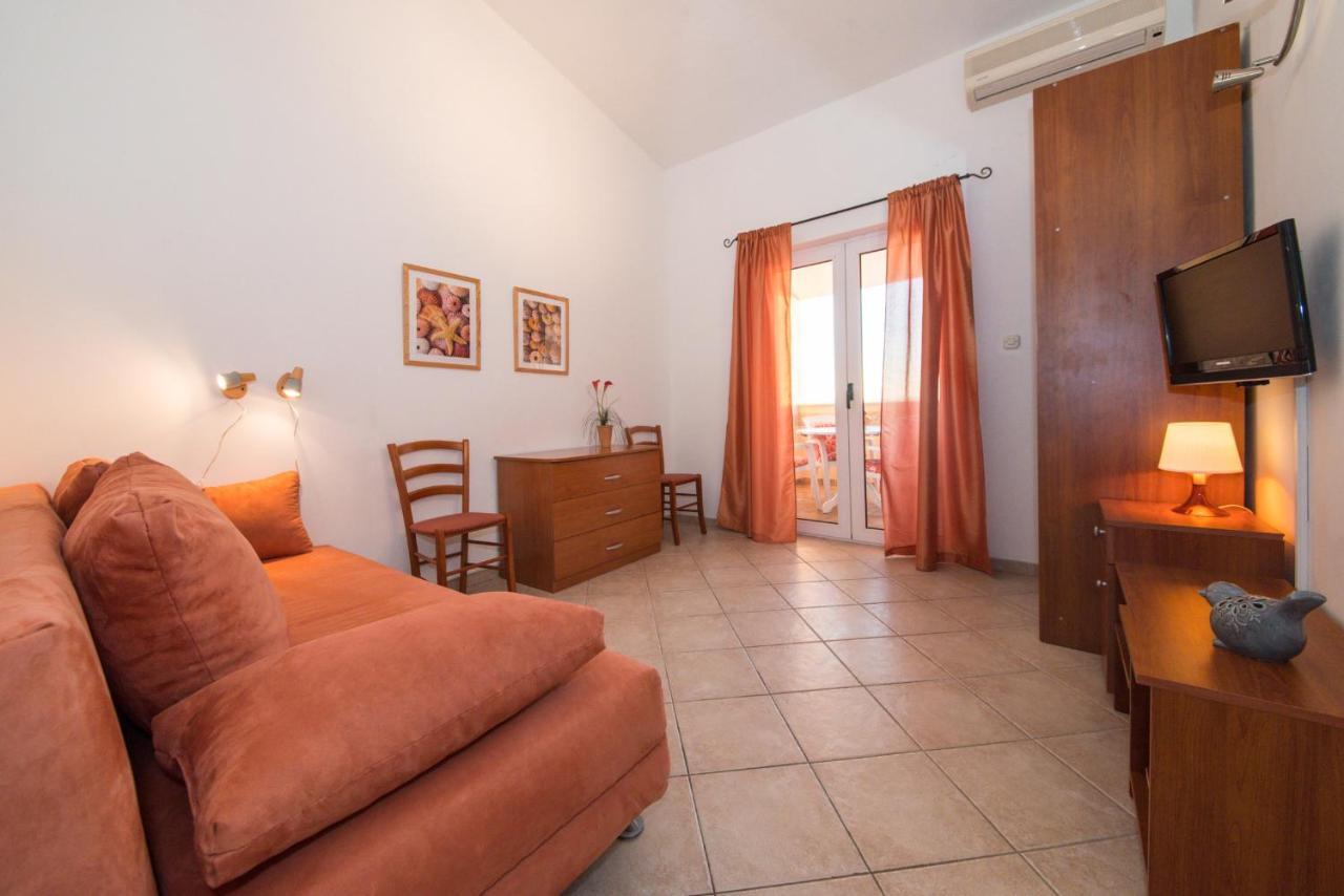 Apartments Niko Promajna Bagian luar foto