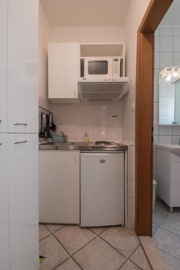 Apartments Niko Promajna Bagian luar foto